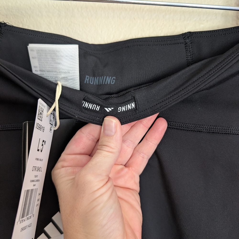 NEW Adidas Womens Own The Run Short Leggings Size Large 5 Inch Inseam Black - Picture 4 of 6